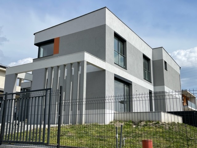 Biatorbágy NÍVÓS részén, Új Építésű ikerház eladó