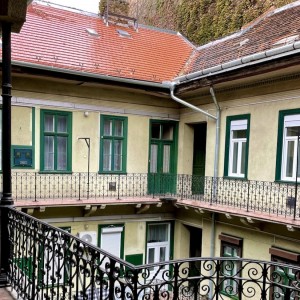 Budapest VII. kerületi felújítandó polgári lakás eladó #1